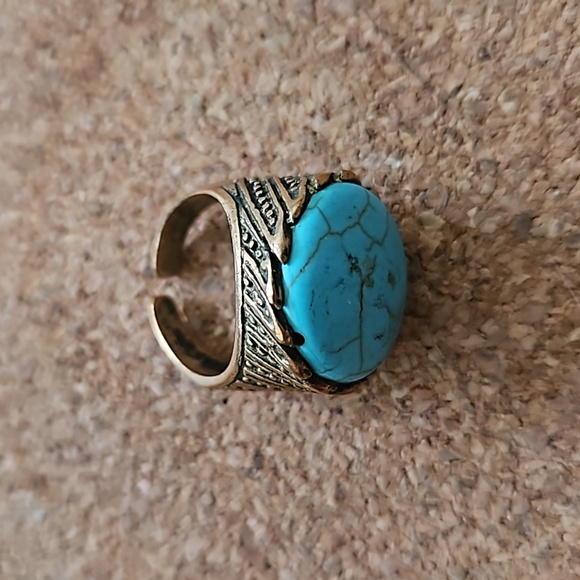 Turquoise stone Ring - Picture 5 of 8